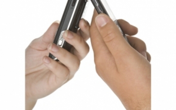 Sex prin sms: noul trend printre cupluri