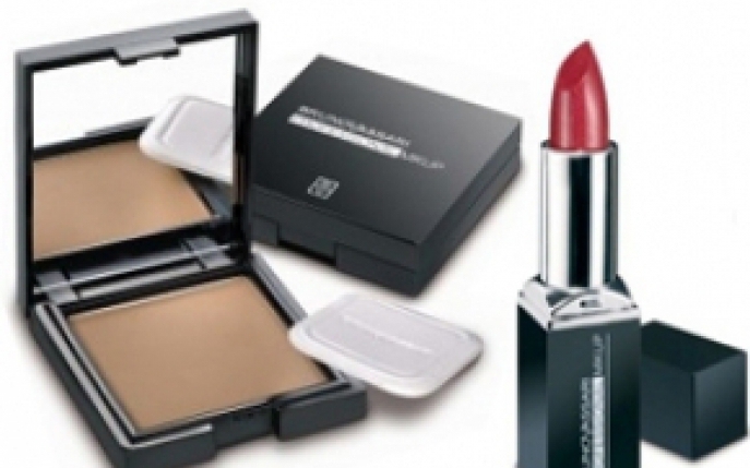 Castiga un set de produse profesionale de make-up