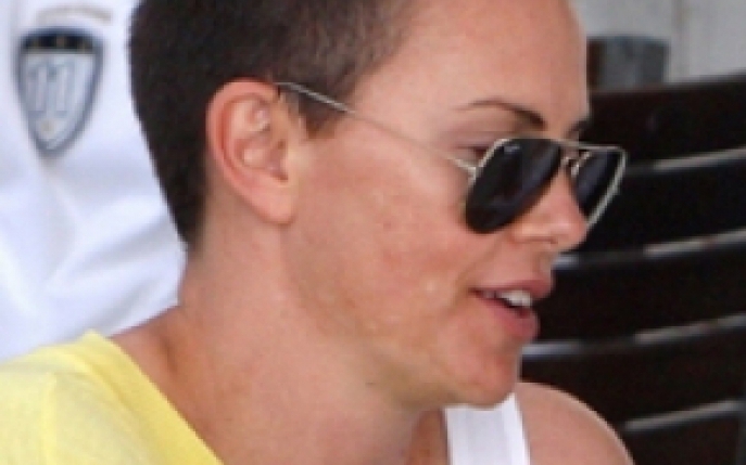 Charlize Theron: imagine socanta!