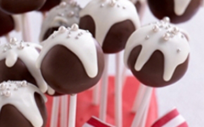 Cake Pops: Acadele din ciocolata pentru Craciun