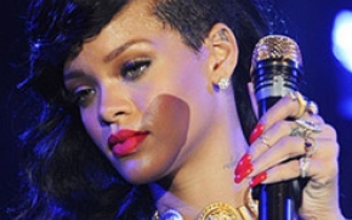 Rihanna - un nou scandal cu marijuana