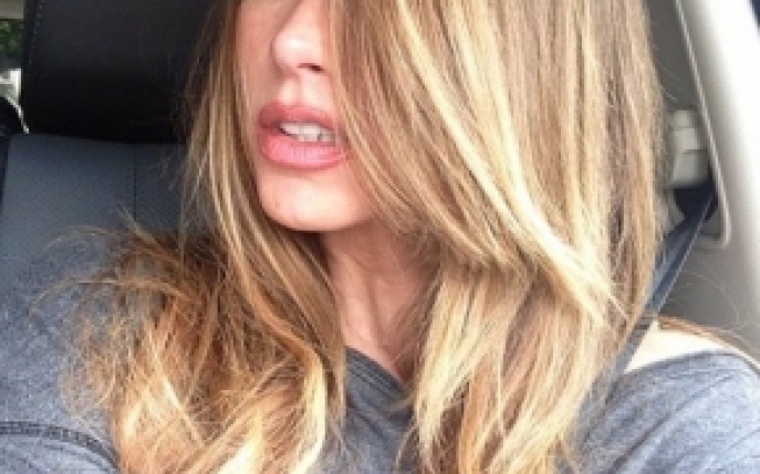 Sofia Vergara s-a facut blonda! Iti place cum ii sta?