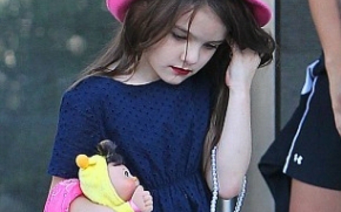 Suri Cruise - designer la 7 ani! 