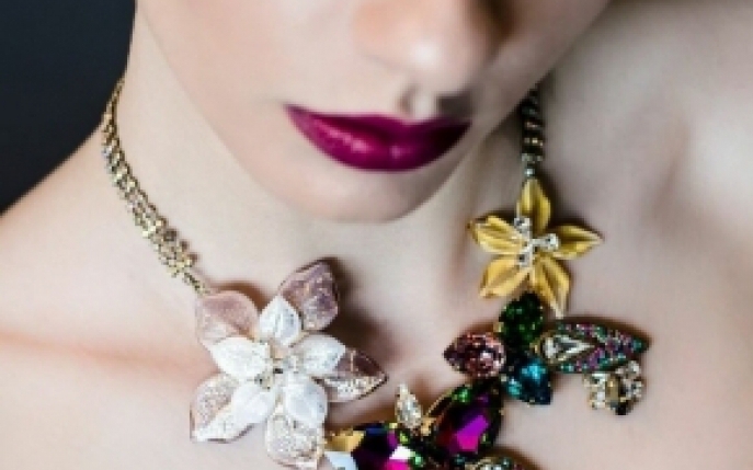 Bijuteriile statement - accesoriile perfecte pentru tinute remarcabile