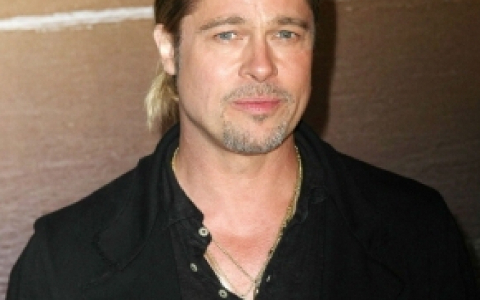 Brad Pitt a fost speriat de un fan 