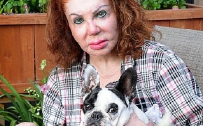 Mama lui Stallone - desfigurata la 91 de ani