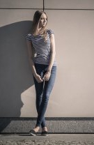 Denim în nuanțe închise