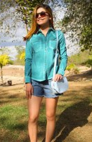 Adopți un look all jeans fără stil