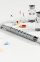 Ai fost vaccinat cu un ac folosit