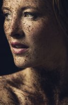 Nu îți mai urî ridurile și folosește cremă cu SPF