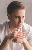Îl lași doar pe el să facă planuri