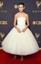 Millie Bobby Brown în Calvin Klein