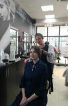 Alexandra și Marilena testează o nouă coafură!