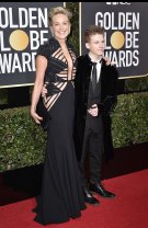 Sharon Stone a ales o rochie îndrăzneață
