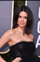 Kendall Jenner a optat pentru brunet