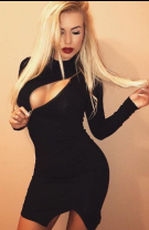 Rochie neagră decoltată
