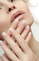 Manichiura cu gel nu trebuie repetată în fiecare lună