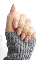 Înlocuiește albul mat cu nude
