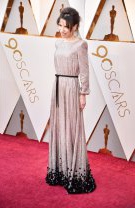 Locul 8: Sally Hawkins în Armani Privé