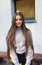 Păr foarte lung