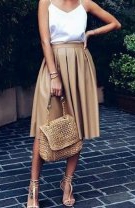 Pantaloni sau fuste cu pliuri