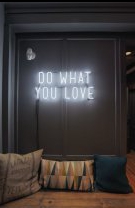 Lumini neon