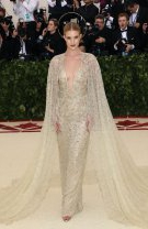 Cele mai frumoase ținute: Rosie Huntington-Whiteley în Ralph Lauren Collection