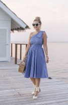 Rochie cu un umăr gol + sandale
