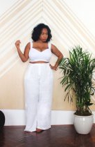 Top alb + pantaloni albi