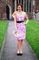 Print floral și accesorii statement