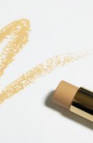 OUT: produse pentru contouring