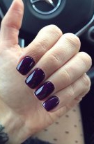 Violet închis