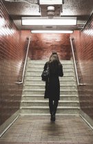 Începi să folosești mai mult liftul decât scările