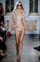 Compleu nude