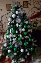 Verde și argintiu
