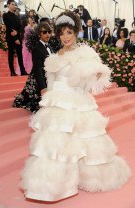 3. Joan Collins în Pierpaolo Piccioli