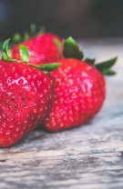 Orice fruct de vară care nu e crescut organic