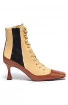 Botine delicate din piele, cu șiret