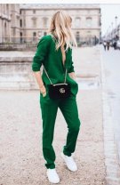 Verde profund