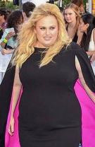 Rebel Wilson s-a luptat cu kilogramele