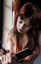 Scrie despre gândurile tale ca și cum i-ai vorbi unui străin