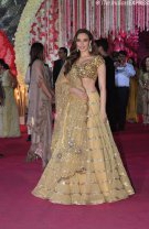 Iulia Vântur s-a mutat în India