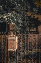 Casa cu numărul 5
