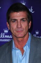 Serialul ”Dr. Quinn, Medicine Woman” l-a propulsat pe Joe Lando