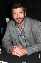 Rolul cel mai renumit al lui Joe Lando rămâne Byron Sully