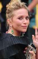 Mary-Kate Olsen trebuia "să meargă acasă și să facă mâncare"