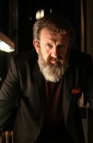 Adrian Tițieni în rolul ”tipului rău” din serialul ”Vlad”