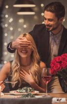 Dragostea romantică este singurul tip de dragoste care contează 