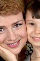 În 2004, Teo Trandafir a adoptat-o pe Maia