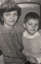 "Până îs părinţii vii mai suntem încă copii."